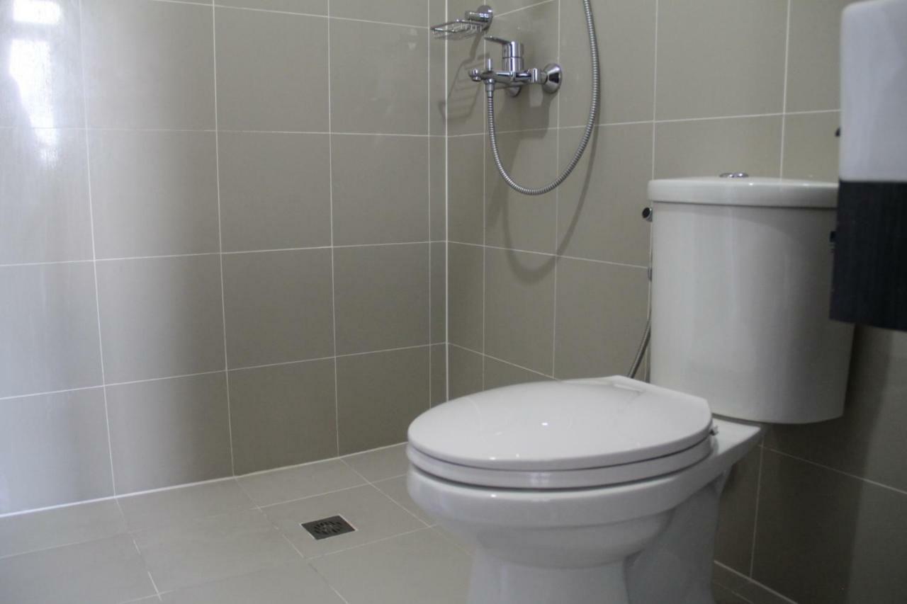 Cubao Manhattanheights Unit 23D Tower C, 1 Br Quezon City Exterior photo